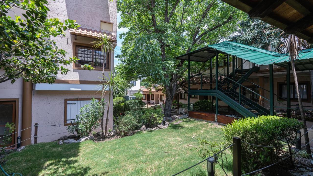 Los Espinillos Hotel Y Spa Villa Carlos Paz Esterno foto