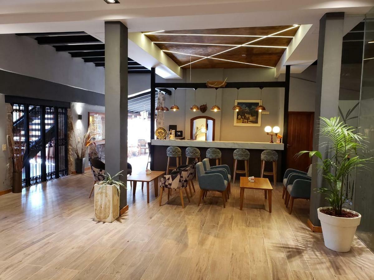 Los Espinillos Hotel Y Spa Villa Carlos Paz Esterno foto